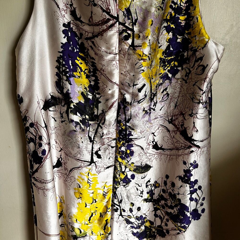 Taylor 100% Silk Floral Dress - Picture 7 of 13